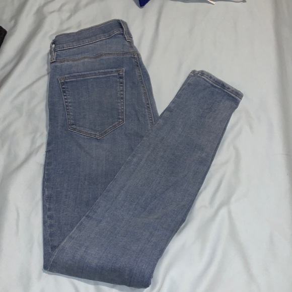 ‼️SOLD‼️ - Picture 2 of 4